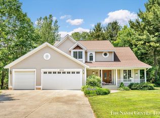18735 Hopi Ct, Spring Lake, MI 49456