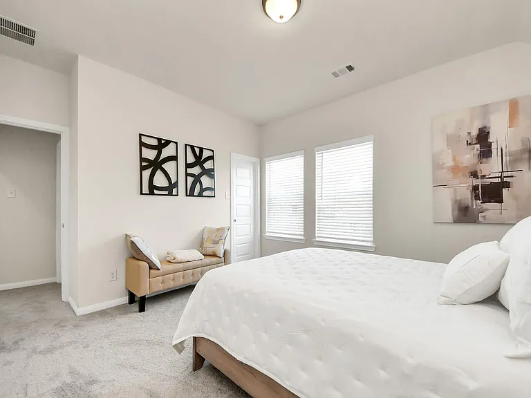 14967 Eagle Feather Dr — Photo 32