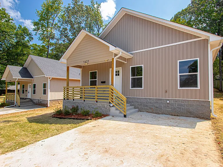 1621 Wilson Rd — Photo 32
