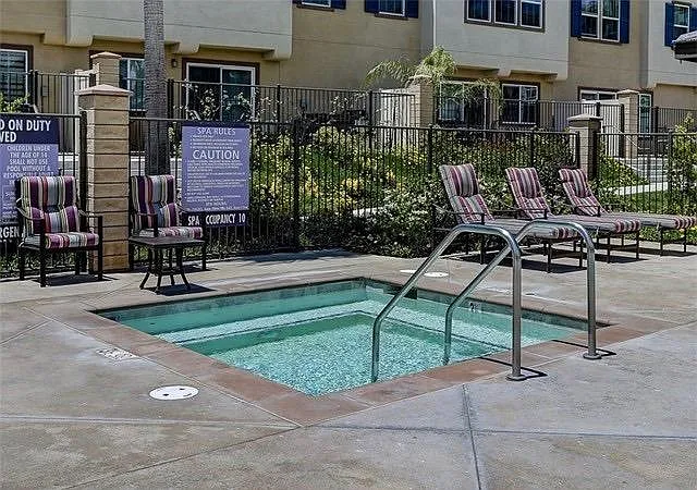 22120 Barrington Way #B — Photo 28