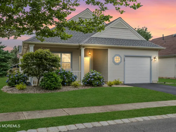 10 Ignatius Drive, Manchester, NJ 08759