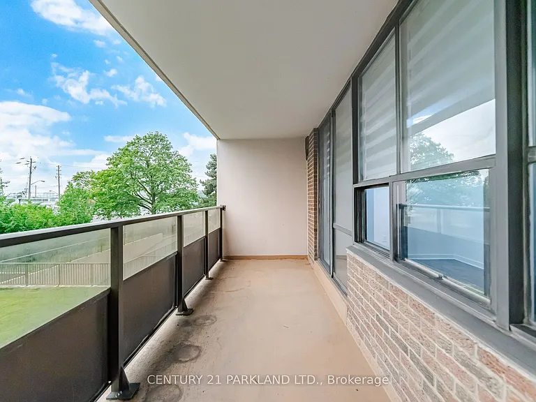 2721 Victoria Park Ave #203 — Photo 30