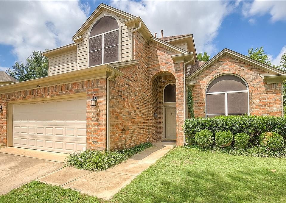 1st image of 901 Waterford Way