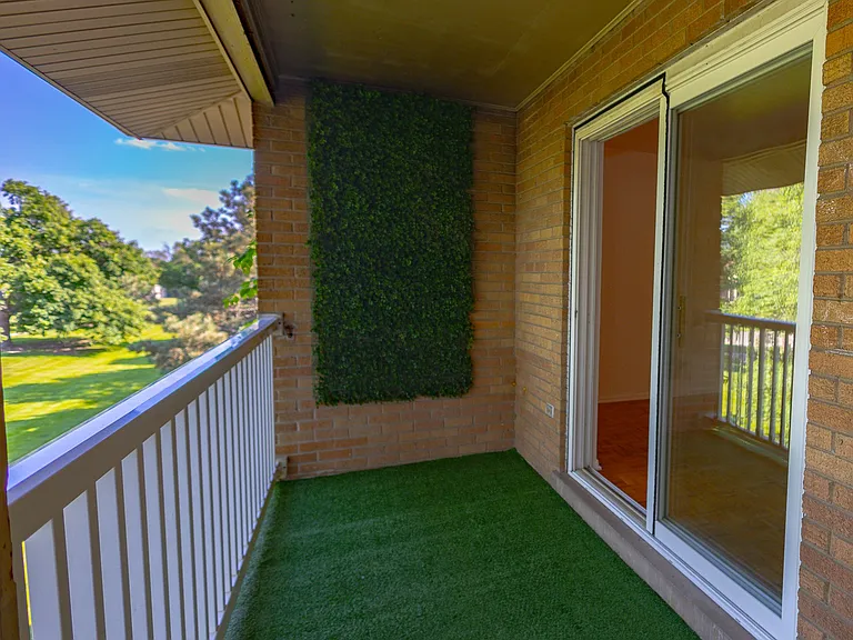 930 Beau Dr #312 — Photo 8