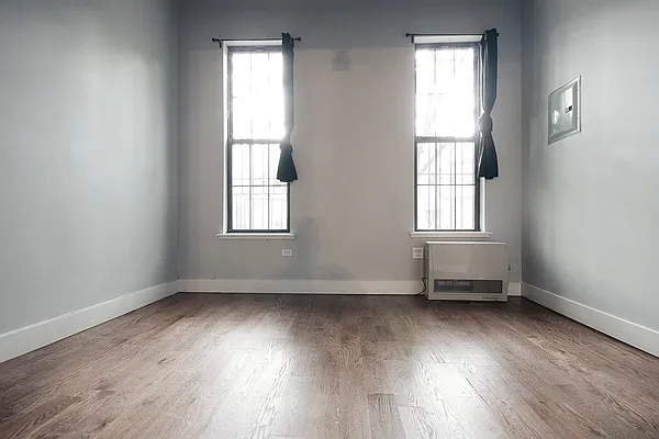 Rented by MySpaceNYC | media 24