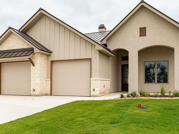 2nd image of 1009 Comanche Hills Dr