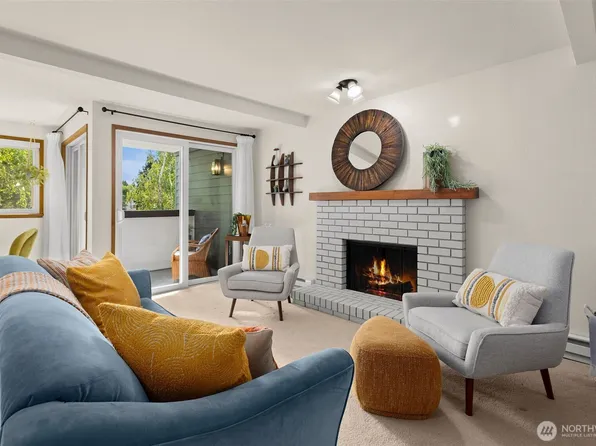 3055 80th Avenue SE #201, Mercer Island, WA 98040