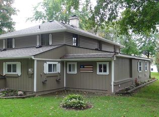 5801 Mabley Hill Rd, Fenton, MI 48430