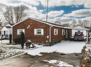 2412 Pennsylvania Ave, Parkersburg, WV 26101