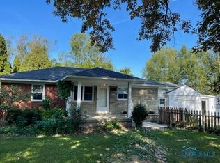 904 Howard St, Findlay, OH 45840