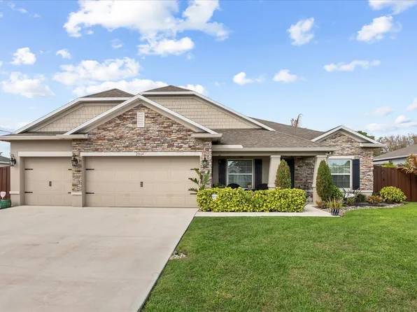 2064 SW Monterrey Lane, Port St Lucie, FL 34953