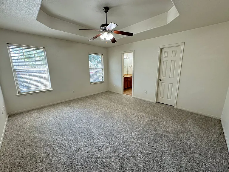 3806 Tatonka Dr — Photo 10