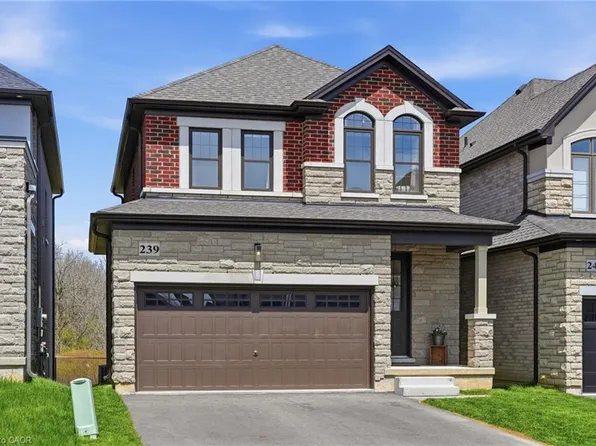 239 Alessio Dr, Hamilton, ON L9B 0E8