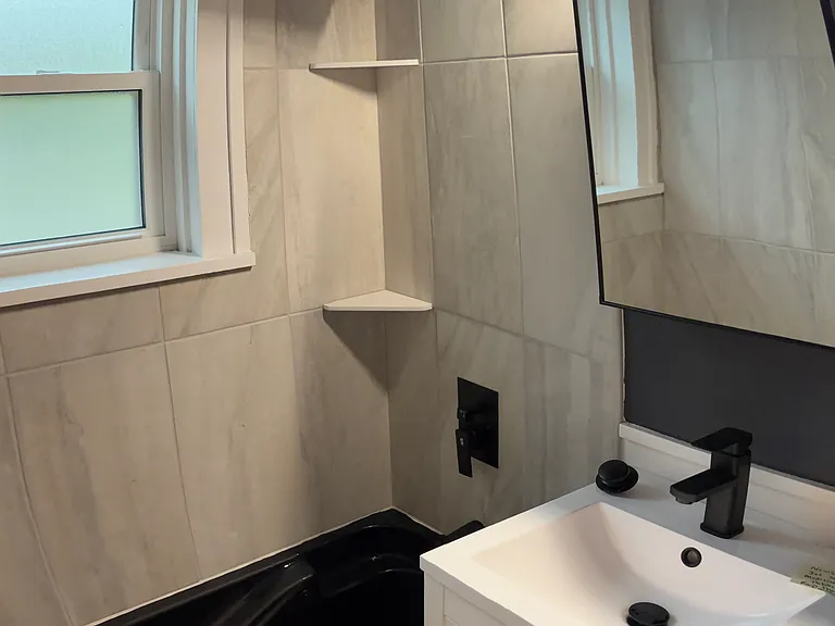 4000 University Ave #7 — Photo 7
