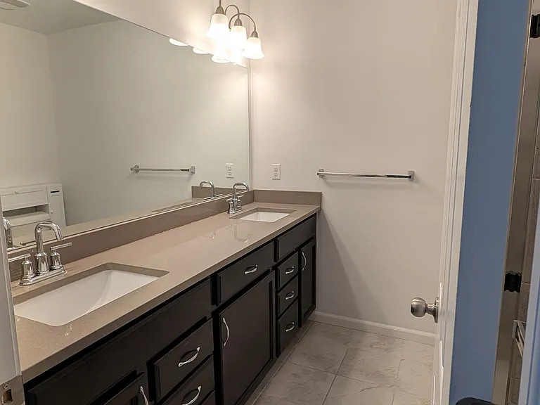 2500 Normandy Rd — Photo 2