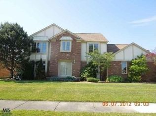 41124 Cilantro Dr, Sterling Heights, MI 48314