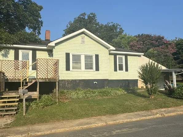326 Mayflower Ave, Cramerton, NC 28032