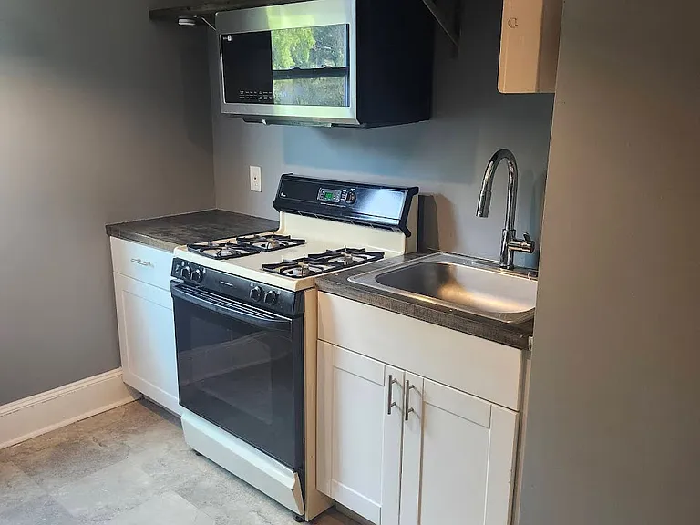 1807 Eutaw Pl #3R — Photo 2