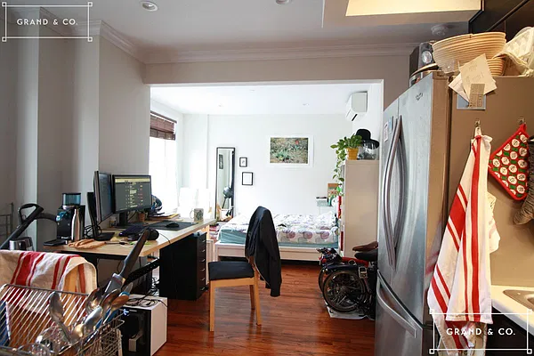Rented by Grand & Co. | media 7