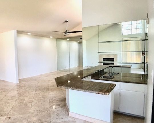 4th image of 2388 Kirkwood Dr
