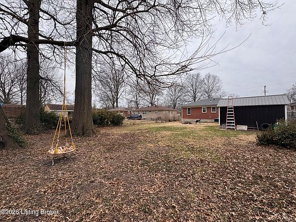 4th image of 8601 Robbins Rd