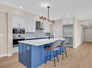 15 Cougar Ridge Lndg SW #409, Calgary, AB T3H6C3