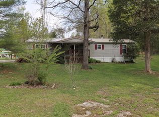 153 Walker Dr, Burnside, KY 42519