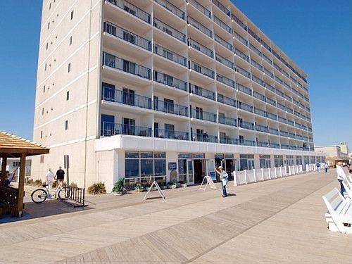 1st image of 307 S Boardwalk APT 106