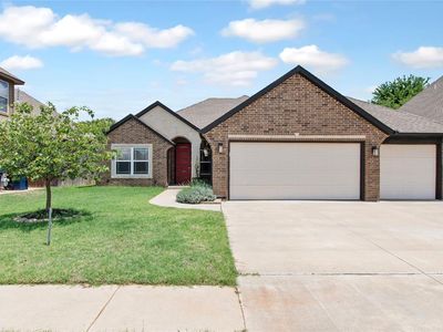 2228 Timber Xing, Yukon, OK, 73099
