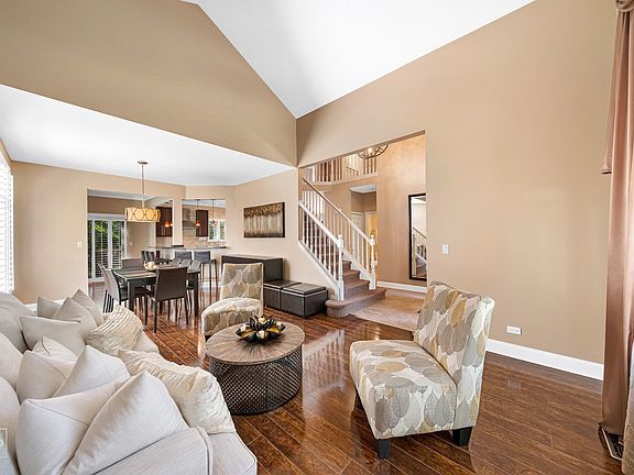 4th image of 1016 S Windsor Ct