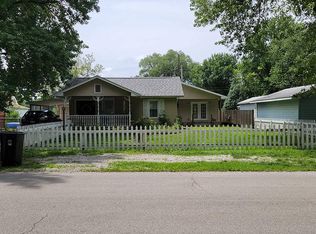 2927 Woodward St, Springfield, IL 62703