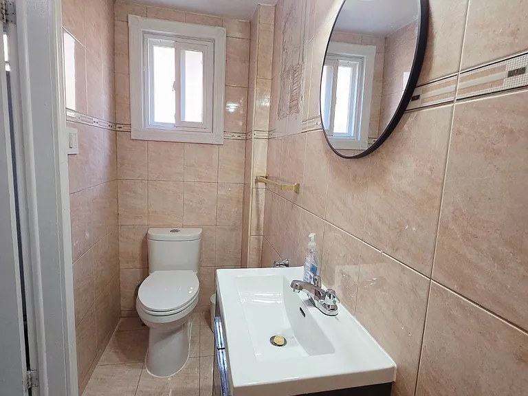 2 Ollerton Rd #BASEMENT — Photo 5