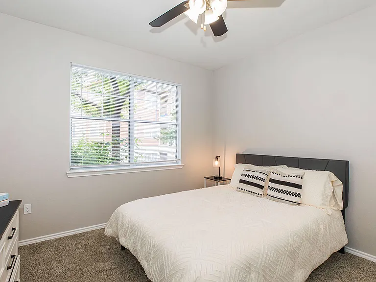 1401 S Aw Grimes Blvd — Photo 44