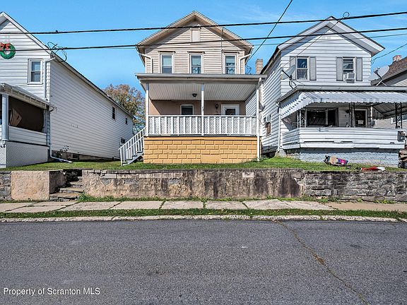 2nd image of 32 Atlantic Ave