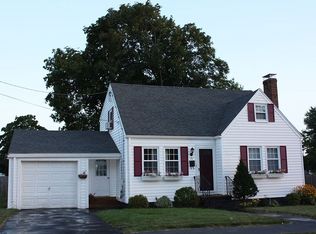 27 Madeleine St, Quincy, MA 02169