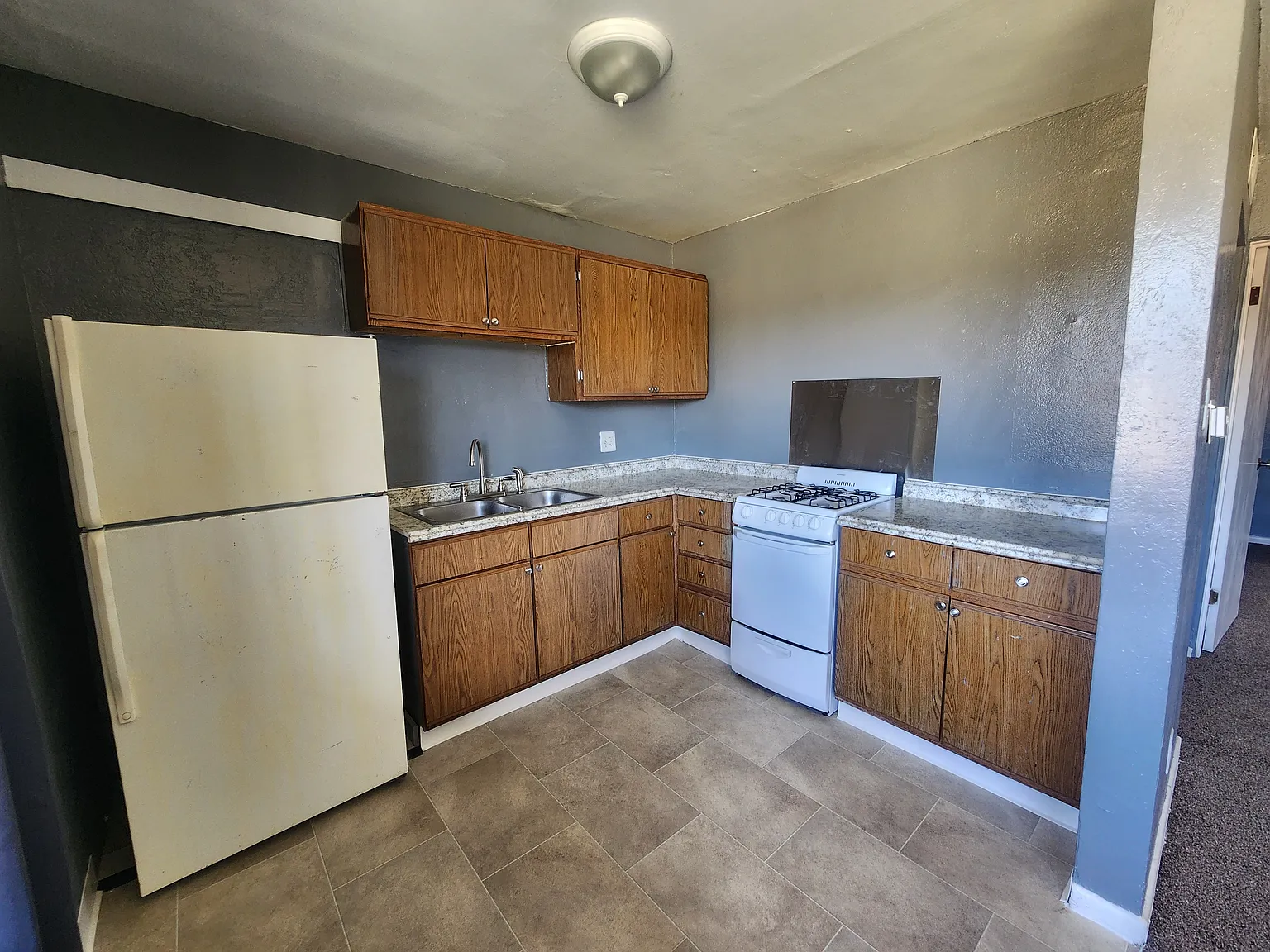 1 bed, 607 sqft, $1,150 — Photo 3