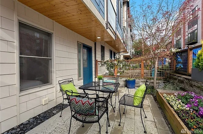 3819 S Angeline St — Photo 21