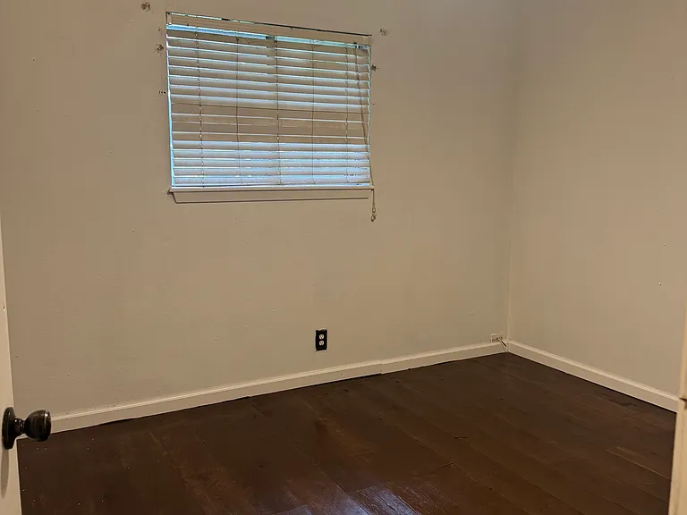 2620 Avenue H #2622 — Photo 4