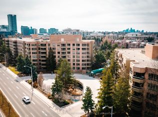 1200 Don Mills Rd #303, Toronto, ON M3B3N8