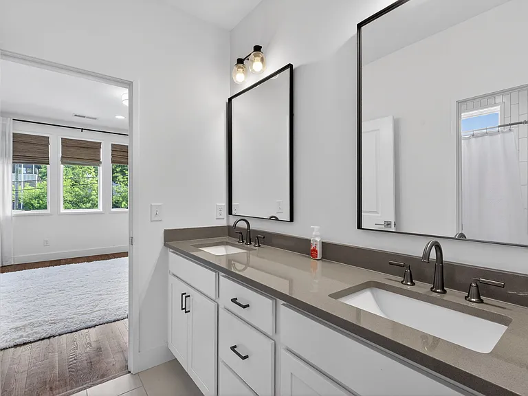 124B Fern Ave — Photo 36