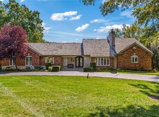 13550 Royal Glen Dr, Saint Louis, MO 63131