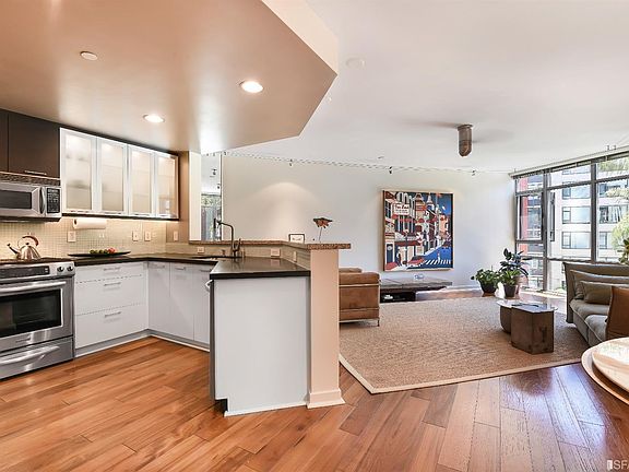 4th image of 177 Townsend St Unit 626
