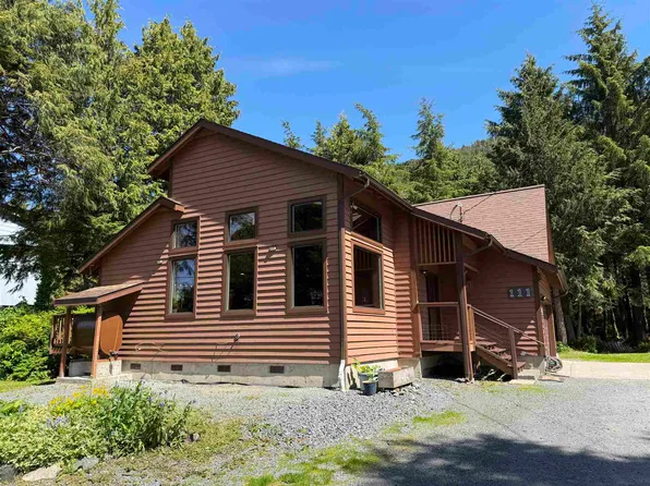 111 Darrin Dr, Sitka, AK 99835