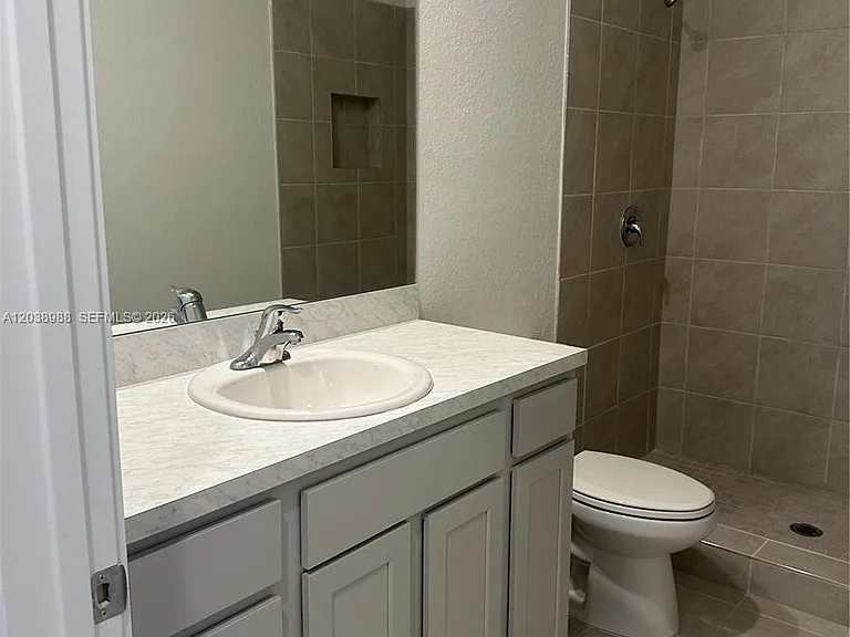 1340 NE 3rd Ave #1340 — Photo 16