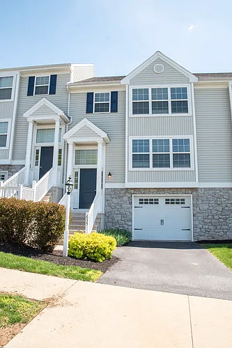 635 Winding Ln Photo 1