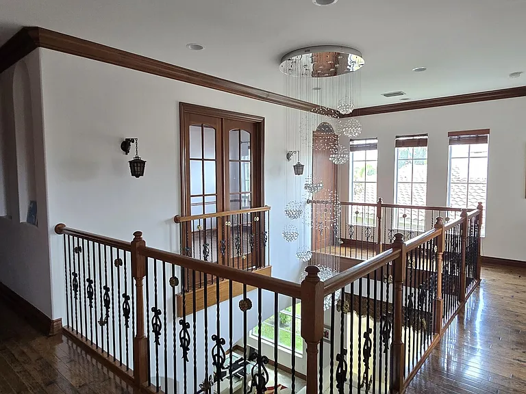 8216 NW 105th Ln — Photo 52