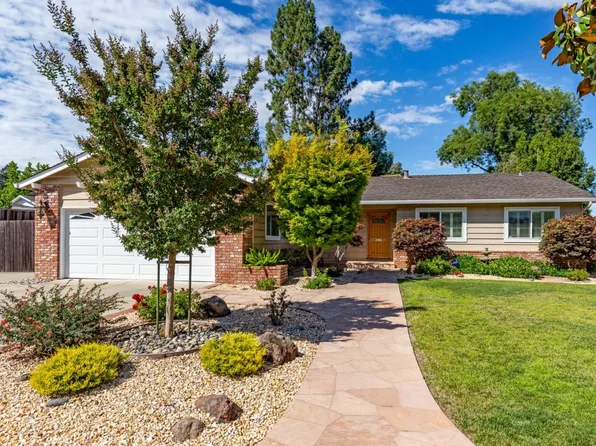 6853 Glenview Dr, San Jose, CA 95120