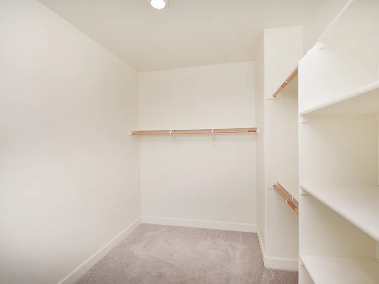 9727 Belville Dr — Photo 11
