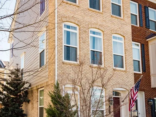 9442 Canonbury Sq, Fairfax, VA 22031