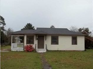 207 4th Ave, Atmore, AL 36502